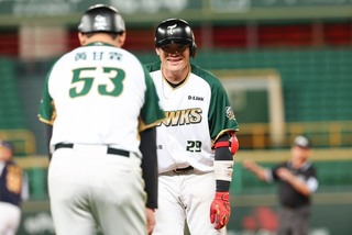 魔鷹單場雙響砲 張肇元延長賽再見安雄鷹勝兄弟
