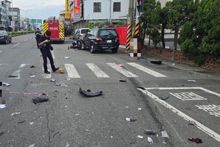 台南麻豆疑女兒騎機車載母出車禍  2人命危送醫