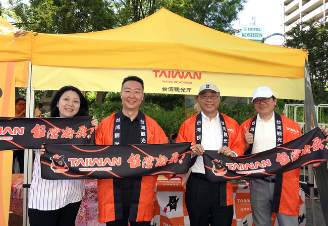 甲子園台灣日陳世凱任開球嘉賓 中職啦啦隊熱力四射 | 華視新聞