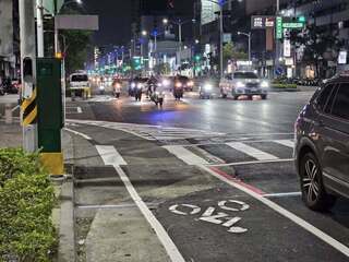 發文嘲諷「保護型自行車道」  民眾黨高市黨部道歉