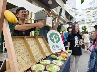 青農潘彥升推親子閱讀  書香芭樂潮州有愛