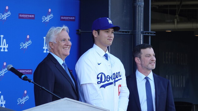 湖人將易主 新老闆華特掌道奇等運動事業 | 華視新聞