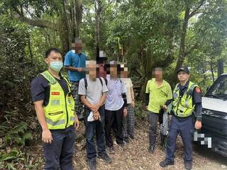 台中暗影山步道山友突頭暈癱軟 警消助脫困