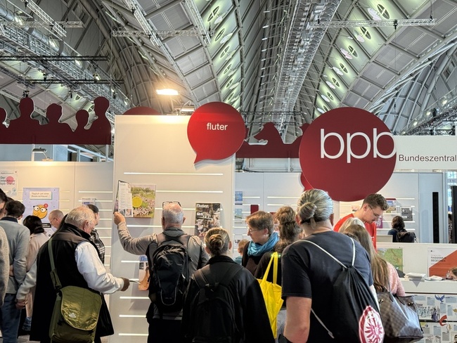 德國政治教育中心推媒體識讀 借鑑台灣公民行動經驗 | 華視新聞