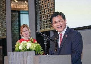 林佳龍出席英王華誕慶祝晚會 感謝英國持續挺台