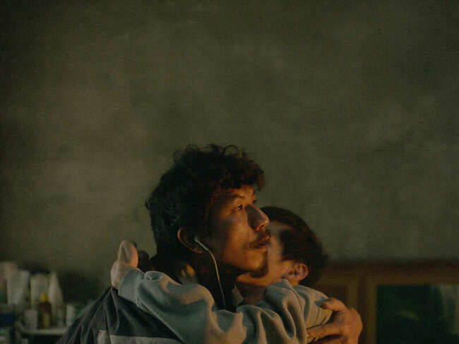 「白衣蒼狗」將巡演 導演：盼看見移工與照護困境 | 華視新聞