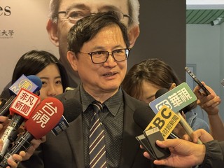 童子賢：石油影響力正在衰退 擴大用電是進步象徵