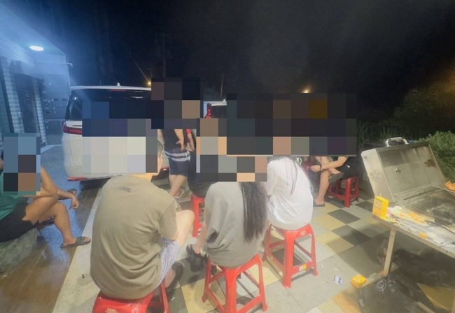 恆春包棟民宿慶生涉吸毒 警逮27人送辦 | 華視新聞