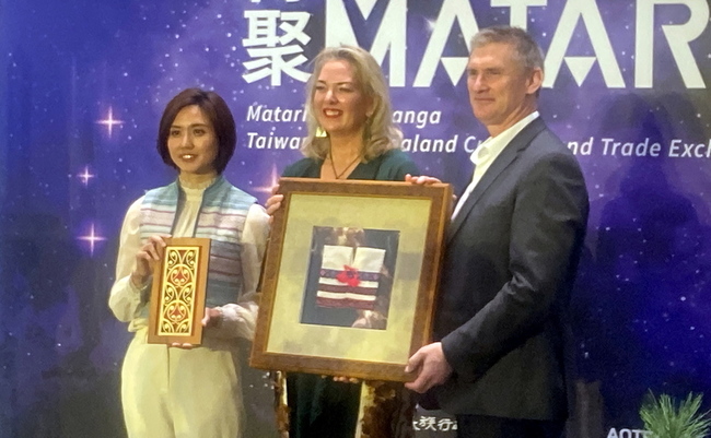 台紐共慶毛利新年Matariki 分享服裝設計品牌理念 | 華視新聞