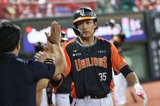 潘傑楷開轟打到李多慧看板  獅上半季封王M4