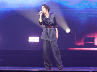 戴佩妮家裡有事將缺席金曲 封自己「在家女歌手」