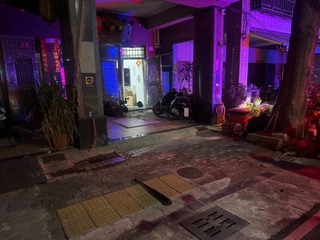高雄茶行遭多人砸店4人傷 警方追緝中