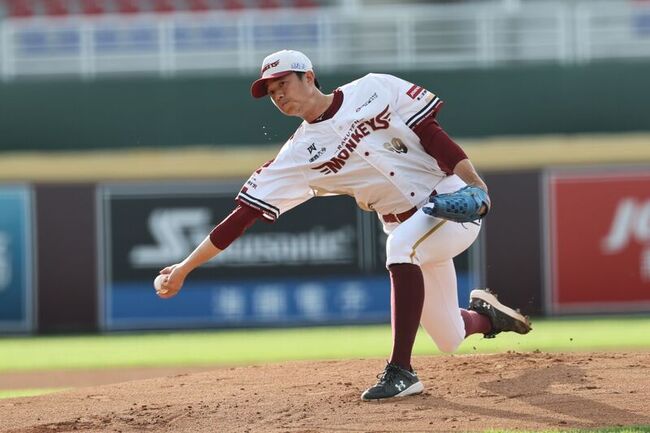 黃子鵬6局無責失先發好投  助桃猿擊退雄鷹止敗 | 華視新聞