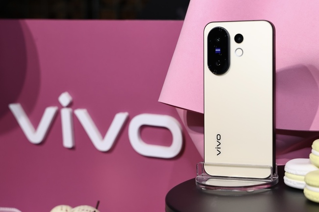 vivo台灣市占超車OPPO 陳怡婷：今年銷售額拚年增5成 | 華視新聞