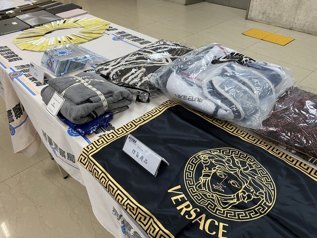 租蝦皮賣場帳號傾銷中國仿冒品 刑事局逮10嫌 | 華視新聞