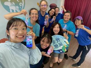 望僕號志工與風櫃國小有約 種海草作夜燈點亮海洋