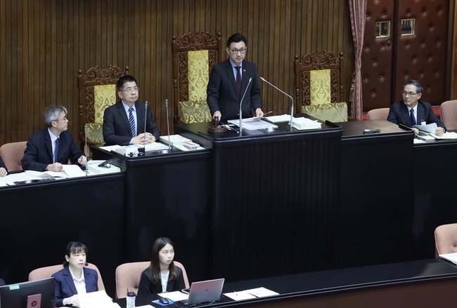 立院三讀 機關首長被認定職場霸凌最高可罰100萬 | 華視新聞