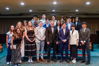 史丹佛學者率學術訪團拜會陳其邁 深談民主人權