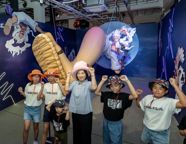 屏東暑期青春藝術節 「航海王」主題展揭序幕 | 華視新聞