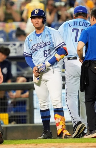 辛元旭遭觸身球指骨骨折已動刀 需休6至8週