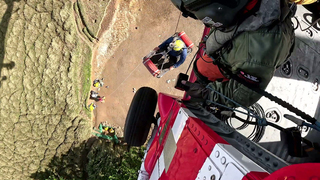 山友扭傷腳奇萊山屋待救 黑鷹直升機吊掛送醫