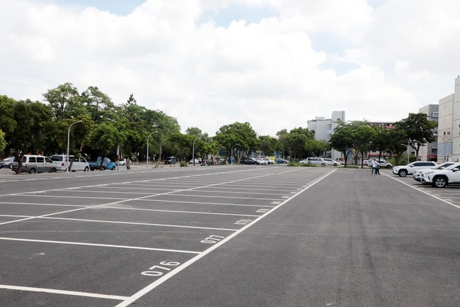 台南市南區新興新建停車場啟用  6/30前免費試停 | 華視新聞