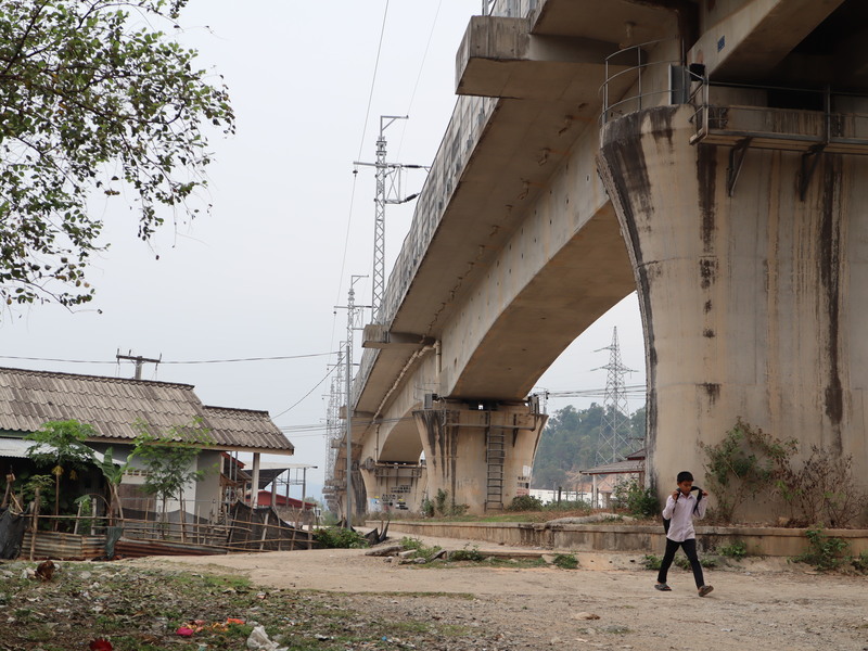 中寮鐵路拆遷毀家園