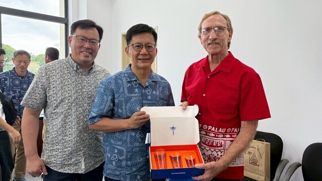 張廖萬堅受邀太平洋迷你運動會  深化台帛友誼 | 華視新聞