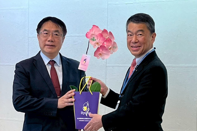 黃偉哲拜會日本宮城縣知事與議長 邀訪擴大交流 | 華視新聞