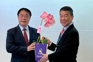 黃偉哲拜會日本宮城縣知事與議長 邀訪擴大交流