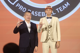 曾偉喆獲統一獅指名 期待和偶像陳鏞基同場出賽