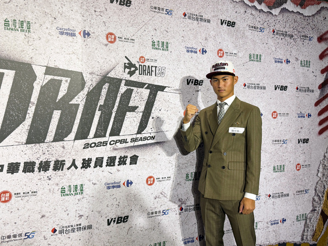 綠島潛水艇陳世展獲桃猿指名 多年努力就為這刻 | 華視新聞