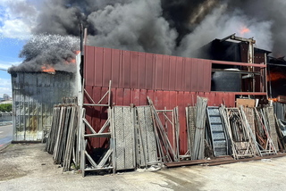 新北鐵皮倉庫火警  消防局籲土城、中和緊閉門窗