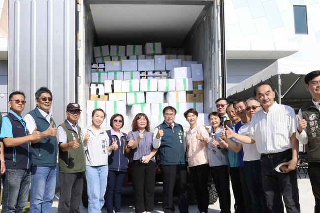 台南台灣鯛外銷新加坡 5噸各式產品封櫃啟運 | 華視新聞