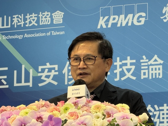 童子賢：出口暢旺加重台幣升值壓力 傳產應對較辛苦 | 華視新聞