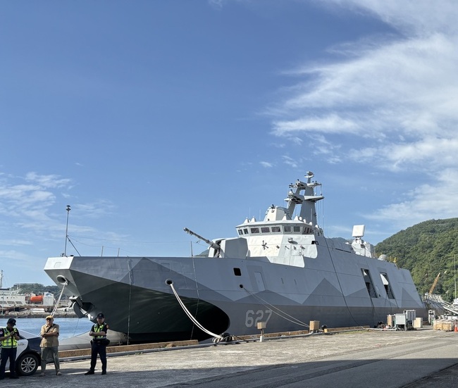 沱江級第二批量產型首艦「丹江」 2日舉行命名下水儀式 | 華視新聞