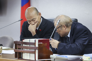 核三重啟公投5場辯論或意見發表會 藍白各推2人參加