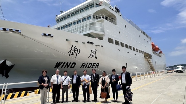 日本高等專門學校組團訪台 高雄港見證「御風輪」 | 華視新聞