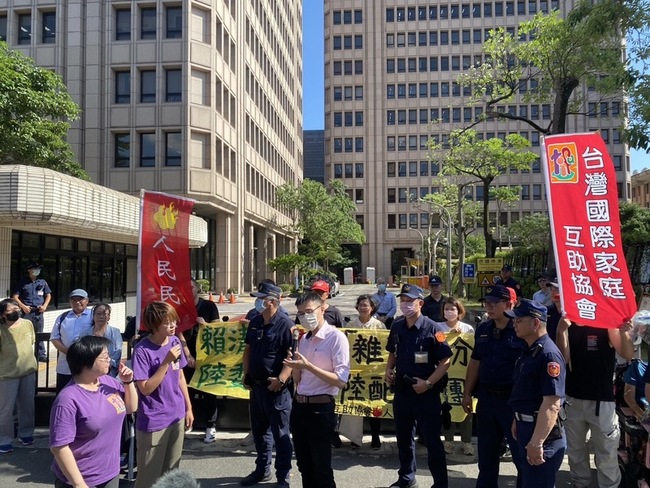 補交除籍證明惹反彈 陸委會：保障陸配在台身分安定 | 華視新聞