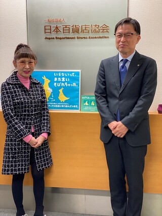 徐雪芳卸任百貨協會理事長 8年任期擔綱溝通橋梁