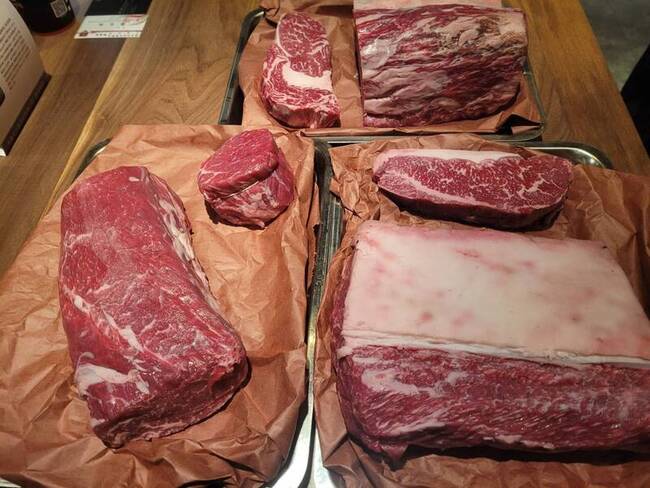 台灣首認證品種牛 「源興牛」多通路開賣 | 華視新聞