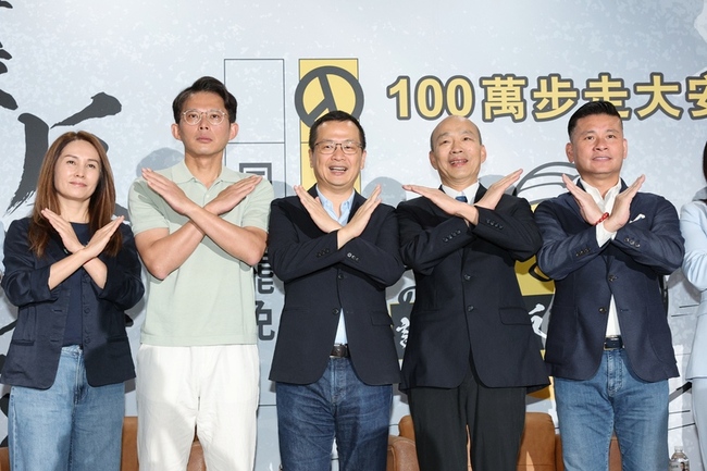 羅智強出新書反罷  韓國瑜黃國昌同台聲援 | 華視新聞