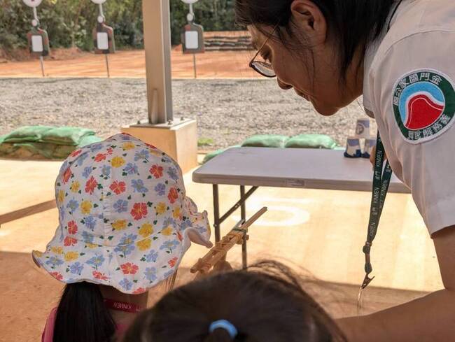 金門中山林老兵帶小兵  親近戰役史蹟與自然地景 | 華視新聞