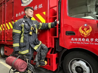 世界警消運動會 陳鵬畯拳擊打敗中國選手勇奪金牌