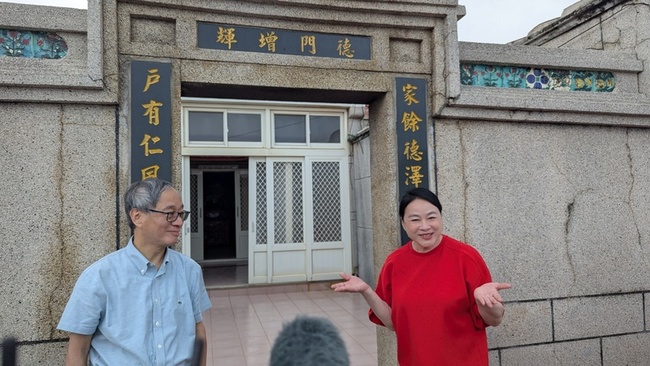 文化基地名人帶路 李遠邀陸小芬重返澎湖桂花巷 | 華視新聞