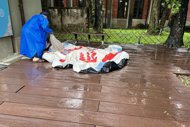 丹娜絲逼近 台南水道博物館巷仔Niau暫「消氣下班」 | 華視新聞