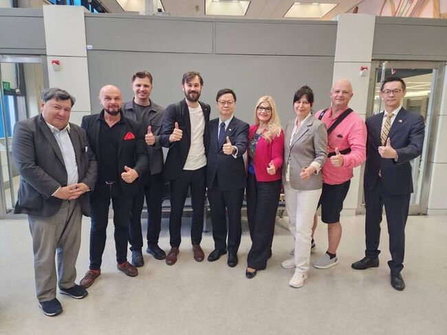 立陶宛跨黨派議員團訪台 將晉見蕭副總統 | 華視新聞