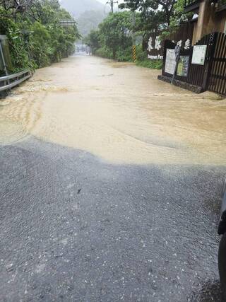 屏東牡丹鄉累積雨量破400毫米 2鄉多處淹水排除中