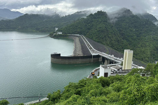 颱風丹娜絲逼近 曾文水庫調節性放水