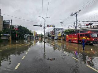 颱風丹娜絲襲台 台中海線地區2戶民宅進水